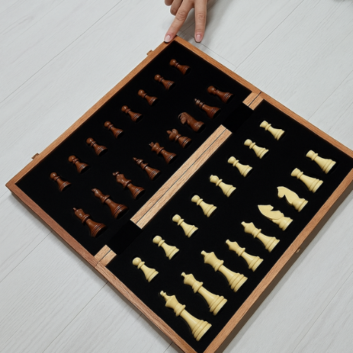 <p>Pourquoi Choisir Échecs Royale ?</p>